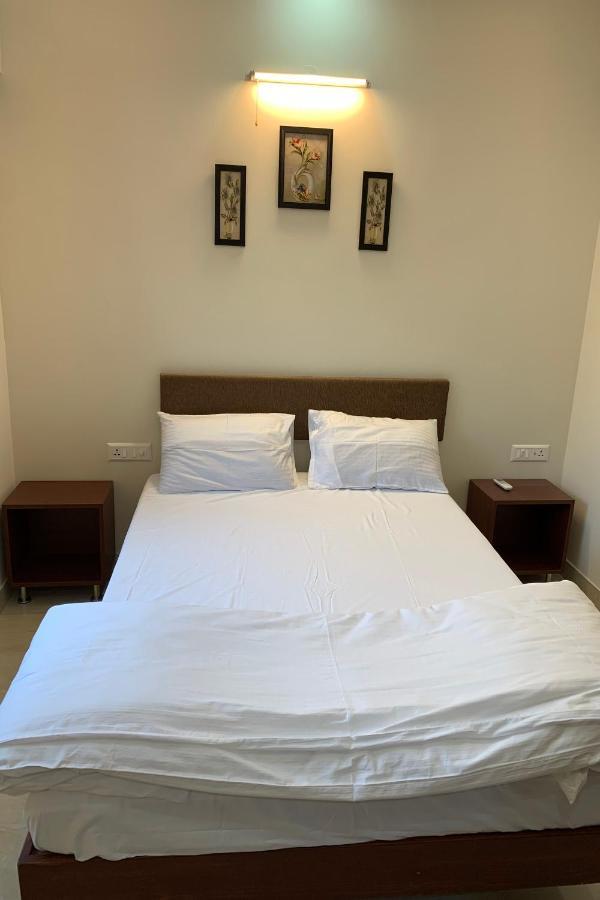 Vennela Hotel Apartments Μπανγκαλόρ Εξωτερικό φωτογραφία